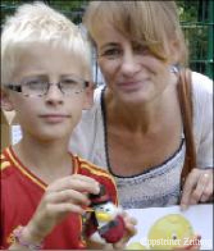 Benni und Andrea Westhoff mit Siegerente.