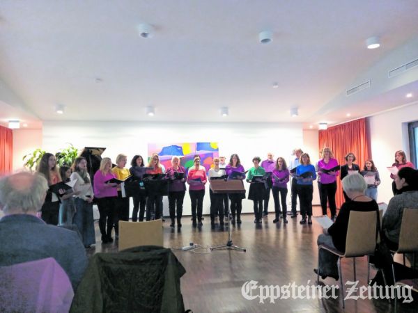 Der MusikschulChor ReSoNanz eröffnete den herbstlichen Konzertreigen. Foto: Kindermann