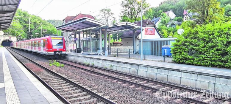 Blick von Gleis 2 zum Stadtbahnhof Eppstein. Foto: Stadt Eppstein