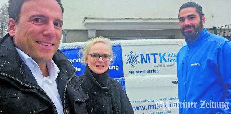 Alexander Simon und Sibylle Yaakov, besuchten den Firmenchef Eren Dogan von MTK Klima. Foto: Stadt Eppstein.