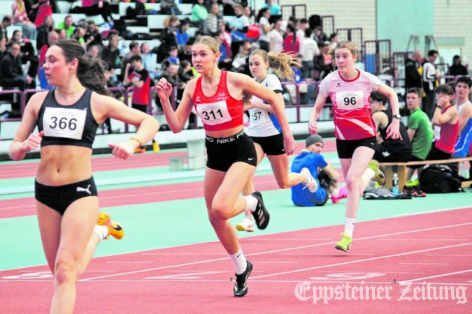 Ines Frank (Startnummer 96) beim 60-m-Sprint. &nbsp; &nbsp; &nbsp; Foto: privat